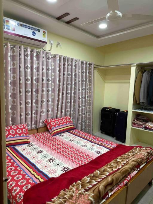 Jmj Residency Villa Haydarabad Dış mekan fotoğraf